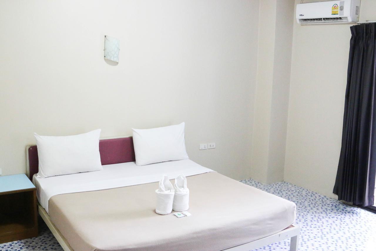 Appartement Kritsadanakorn Mansion à Hat Yai Extérieur photo
